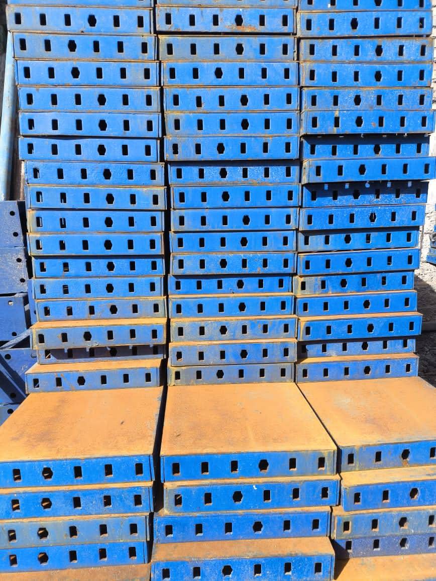 فروش و اجاره قالب های فلزی بتن و پلیمری آراز در اهواز